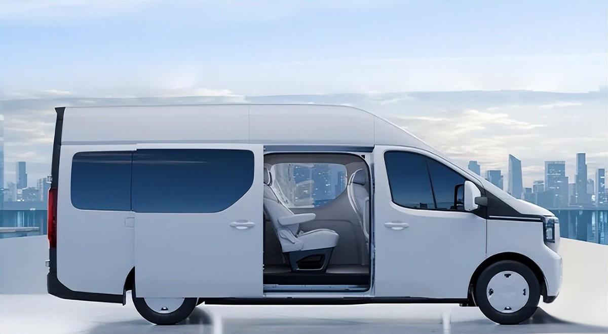長安凱程V919官圖曝光,側滑門,2+2+2+3座椅,續航500km