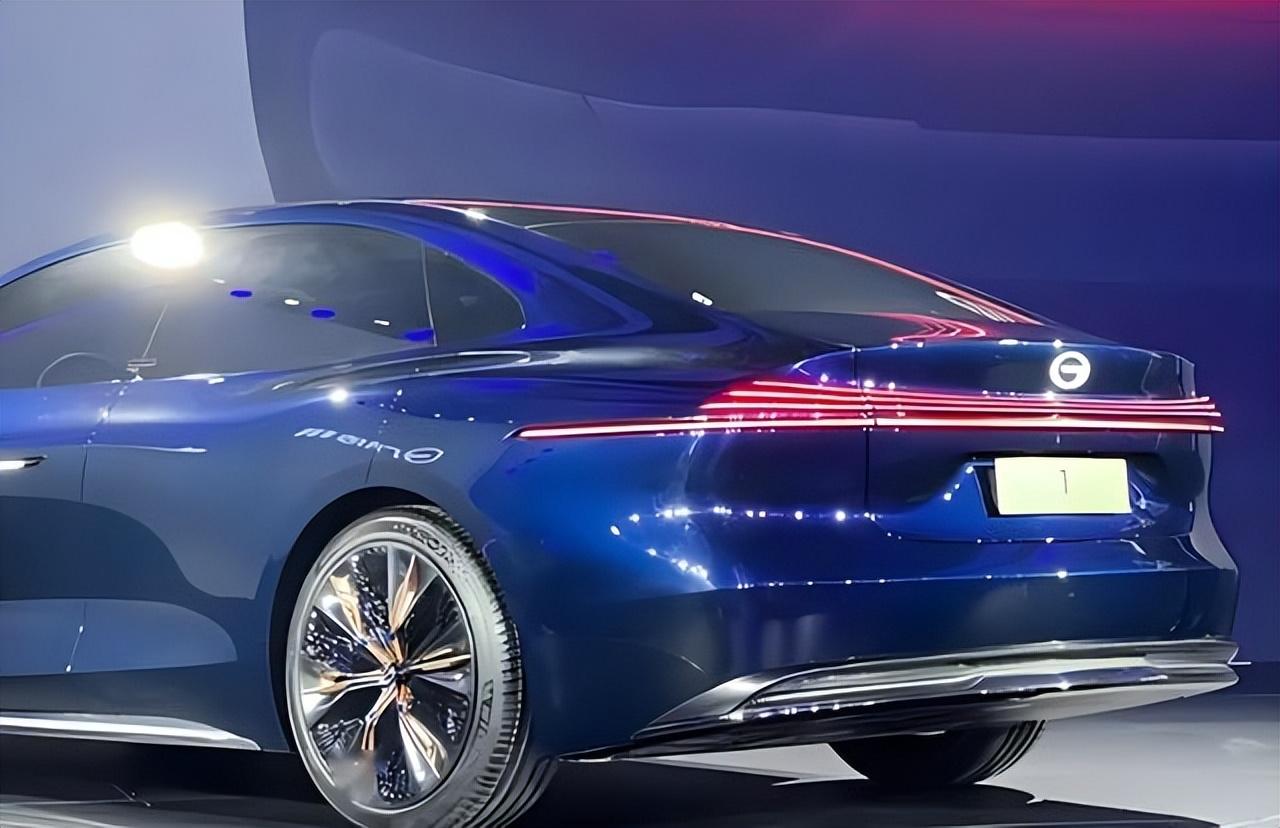 傳祺概念車,與華為深度合作,搭載ADS 3.0智駕,2025年亮相