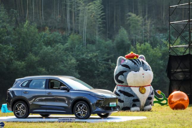 全球標準純電后驅SUV MG ES5開賣 主打大空間 不暈車 寵物愿意坐