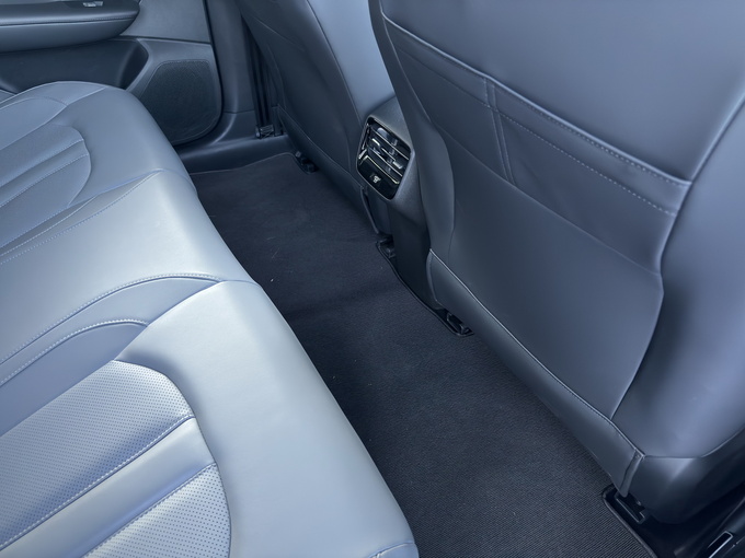全球標準純電后驅SUV MG ES5開賣 主打大空間 不暈車 寵物愿意坐