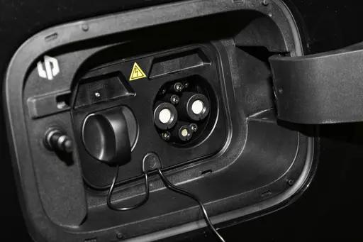 配1.5L增程動(dòng)力,定位中型SUV,零跑C11怎么樣?