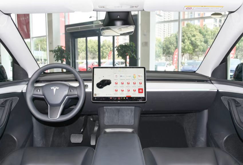 30萬提了極氪001,2個月后再開特斯拉modely,車主表示:差距明顯